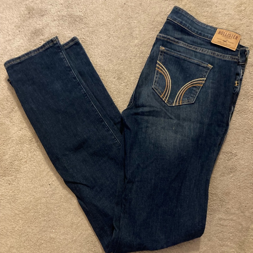 Hollister 9L boot jeans